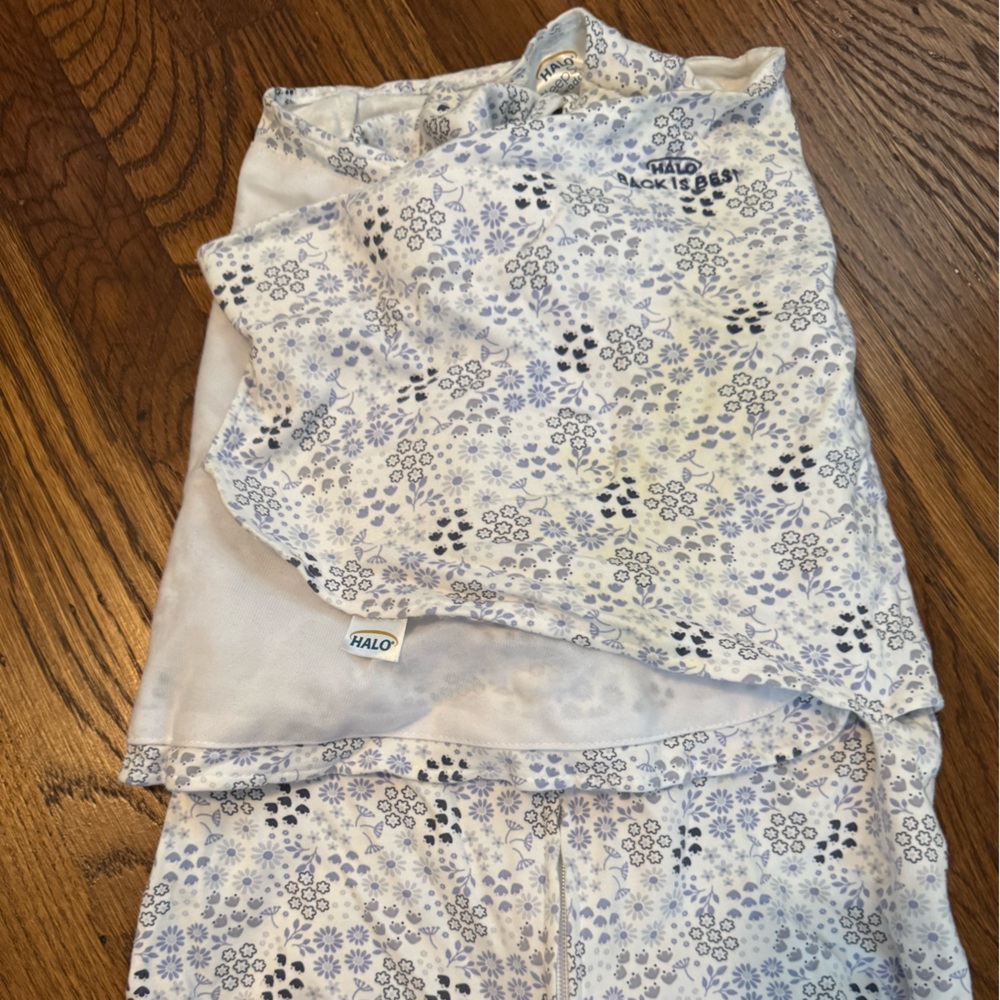 Set of 8 infant swaddles/swaddle blankets - Halo, Happiest Baby, Ollie, & more - Picture 11 of 16